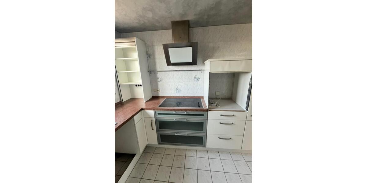 Dachgeschoßwohnung Friolzheim - 2.5 Zimmer, 86 m&sup2;, 1.100&euro; | Angebot:25794082