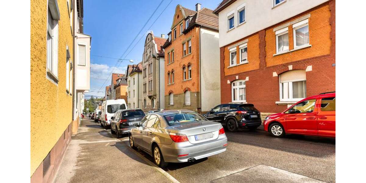 Einfamilienhaus Stuttgart-Zuffenhausen/Hohenstein Hohenstein - 13 Zimmer, 270 m&sup2;, 700.000&euro; | Angebot:25363003