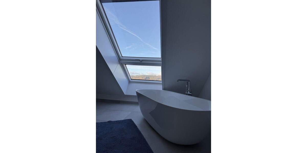 Doppelhaushälfte Renningen Malmsheim - 6 Zimmer, 226 m&sup2;, 2.850&euro; | Angebot:25718910