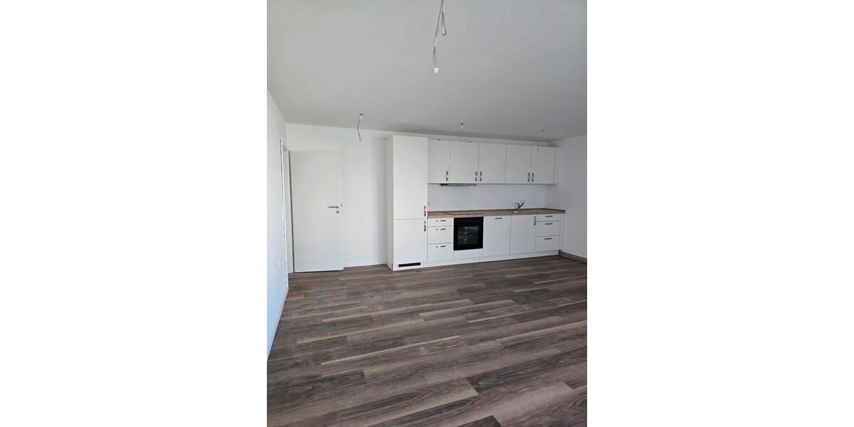 Etagenwohnung Stuttgart Zuffenhausen - 2 Zimmer, 60 m&sup2;, 1.200&euro; | Angebot:25267172