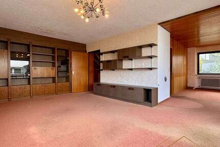 Haus Besigheim - 8 Zimmer, 220 m&sup2;, 678.000&euro; | Angebot:27327167