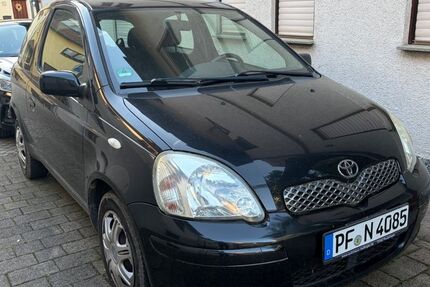 Toyota Yaris 200.511 km 750 &euro; Mönsheim 71297
