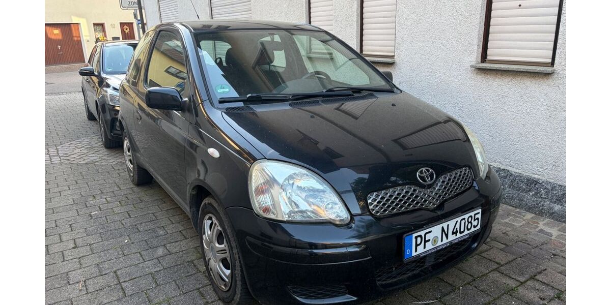 Toyota Yaris 200.511 km 750 &euro; Mönsheim 71297