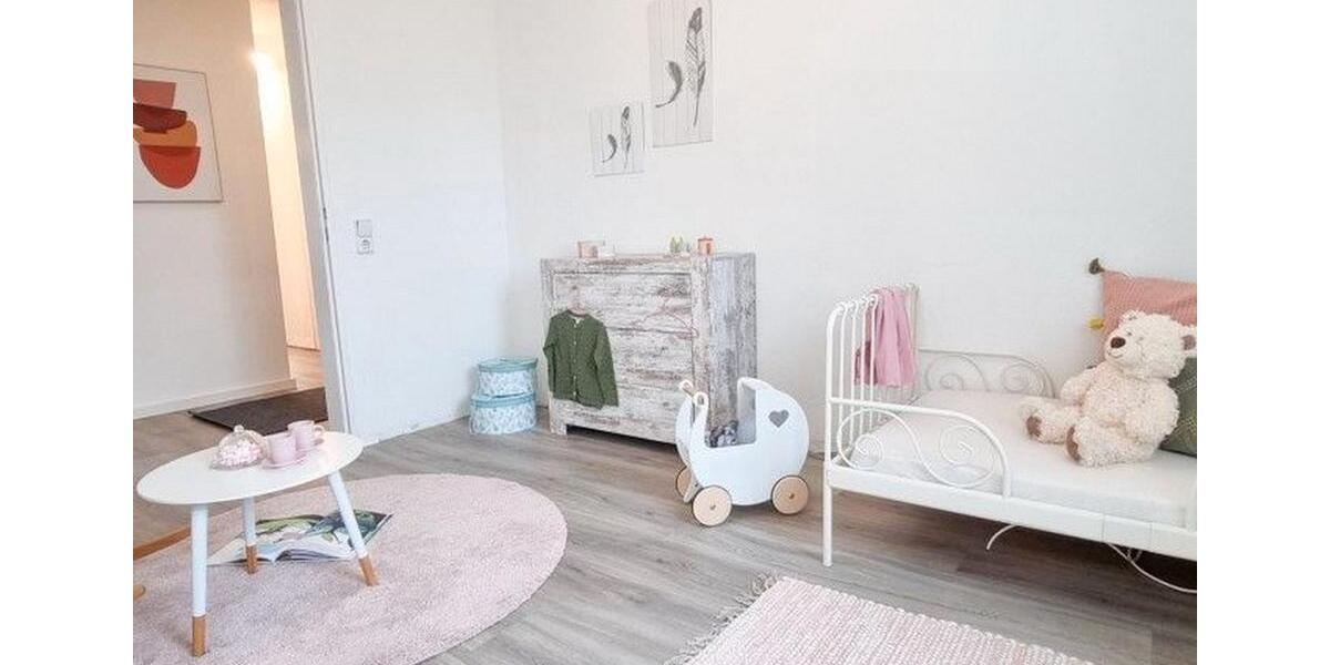 Etagenwohnung Schwieberdingen - 4 Zimmer, 102 m&sup2;, 1.600&euro; | Angebot:26048760