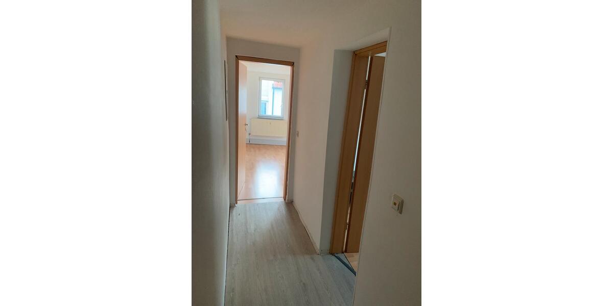 Etagenwohnung Pleidelsheim - 6 Zimmer, 110 m&sup2;, 1.450&euro; | Angebot:26432824