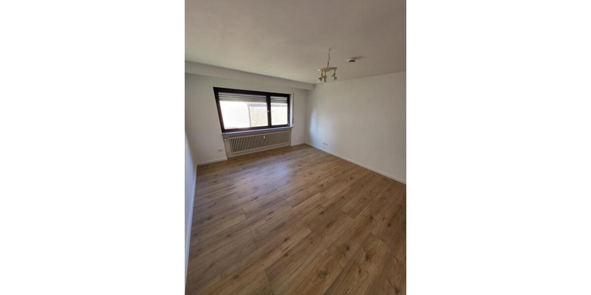 Etagenwohnung Markgröningen - 1 Zimmer, 26 m&sup2;, 342&euro; | Angebot:25253412