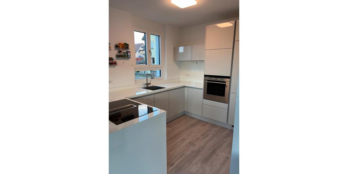 Etagenwohnung Mundelsheim - 4.5 Zimmer, 98 m&sup2;, 1.450&euro; | Angebot:27544882