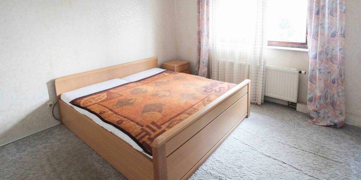 Einfamilienhaus Güglingen - 6 Zimmer, 149 m&sup2;, 299.000&euro; | Angebot:26043495