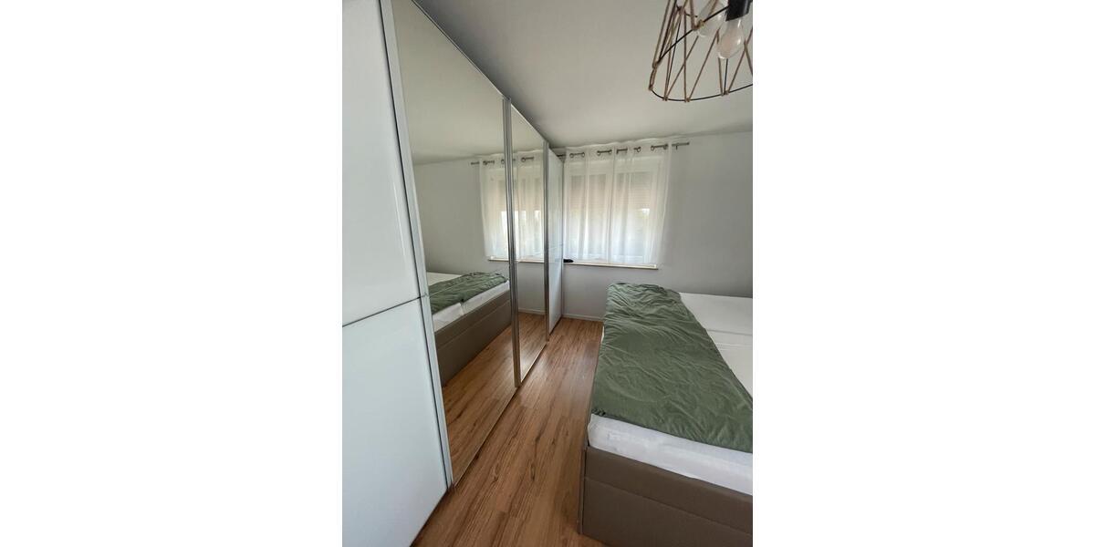 Etagenwohnung Stuttgart Mühlhausen - 4 Zimmer, 97 m&sup2;, 359.000&euro; | Angebot:26987304