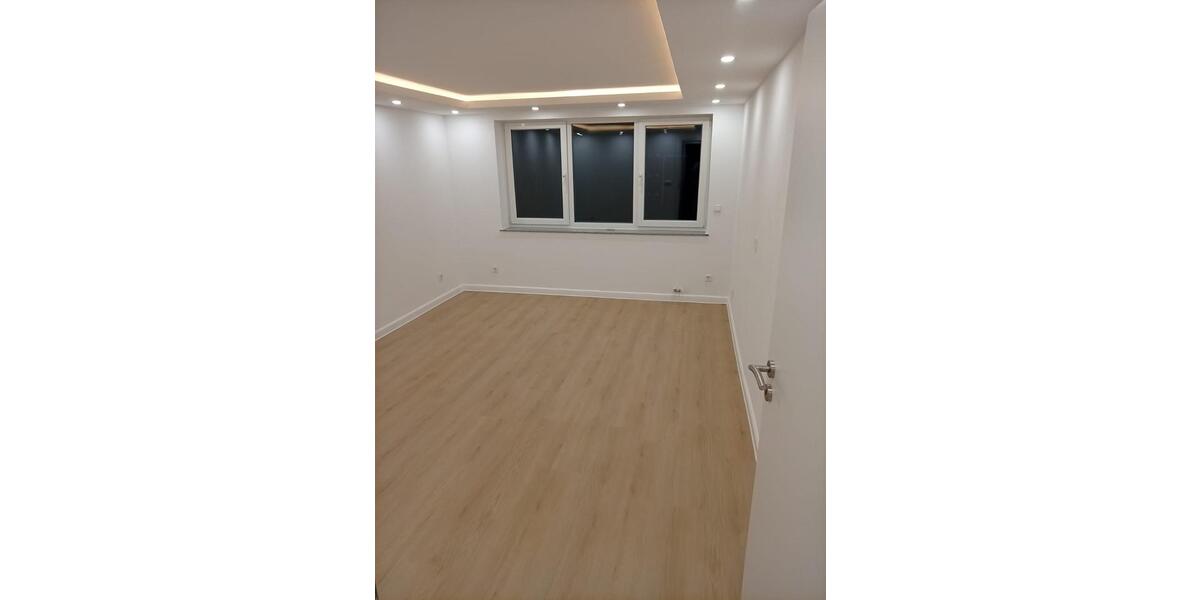 Erdgeschoßwohnung Köngen - 3 Zimmer, 74 m&sup2;, 1.150&euro; | Angebot:25273393