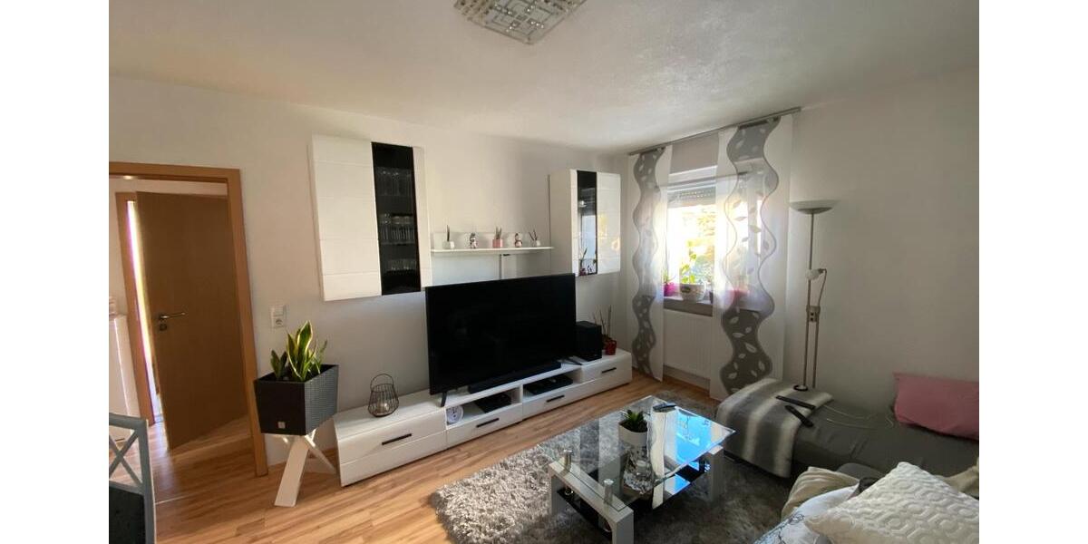 Erdgeschoßwohnung Backnang - 3.5 Zimmer, 75 m&sup2;, 1.000&euro; | Angebot:27570790