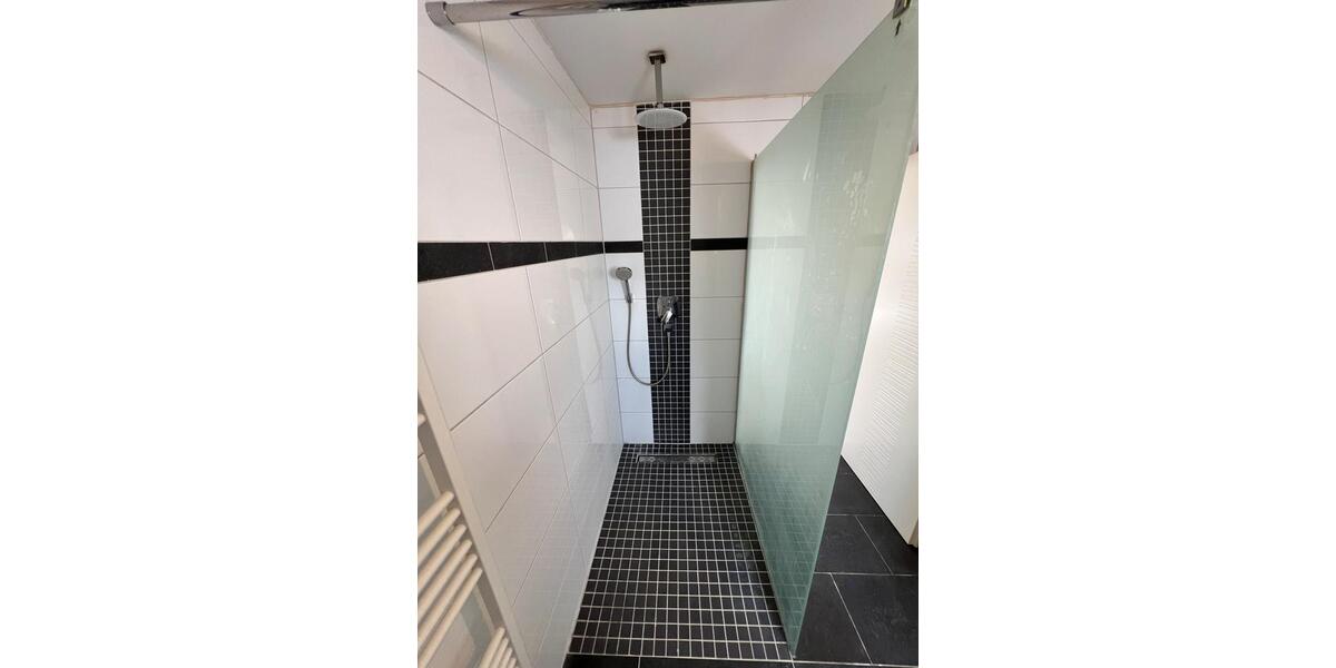 Dachgeschoßwohnung Pfaffenhofen - 4 Zimmer, 78 m&sup2;, 880&euro; | Angebot:27547211