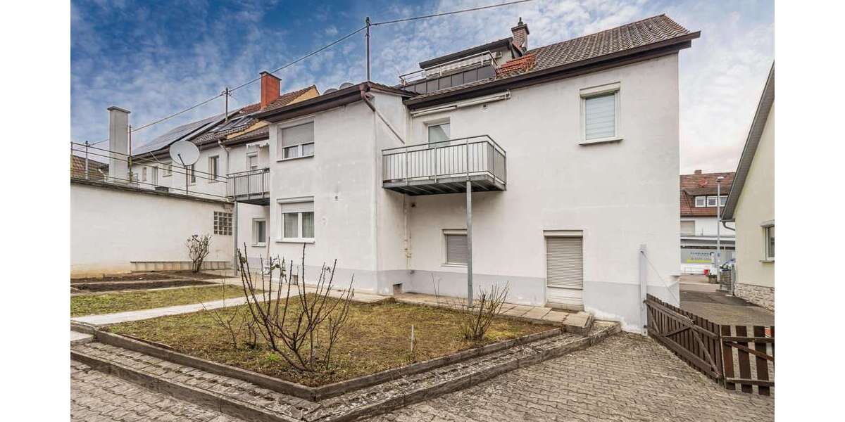 Einfamilienhaus Esslingen Oberesslingen - 10 Zimmer, 296 m&sup2;, 750.000&euro; | Angebot:25473999