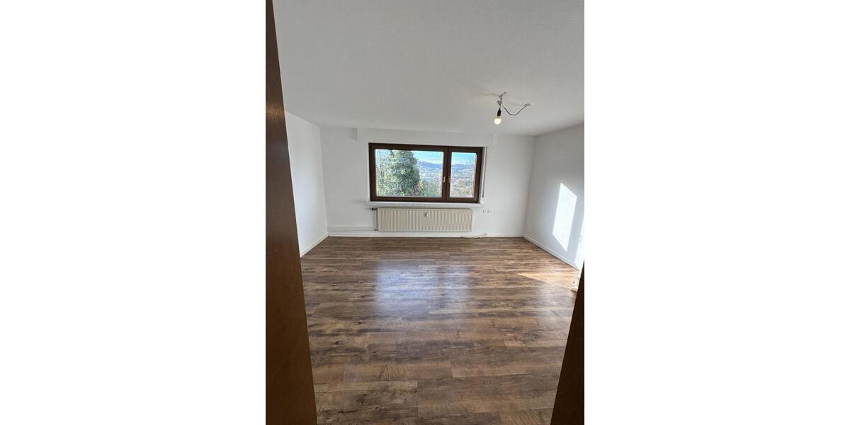 Etagenwohnung Winnenden - 3.5 Zimmer, 70 m&sup2;, 1.100&euro; | Angebot:25729095