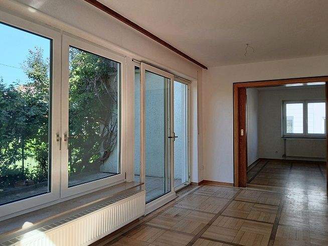 Mehrfamilienhaus, Wohnhaus Waiblingen Hohenacker Hohenacker - 9 Zimmer, 153 m&sup2;, 680.000&euro; | Angebot:25744278