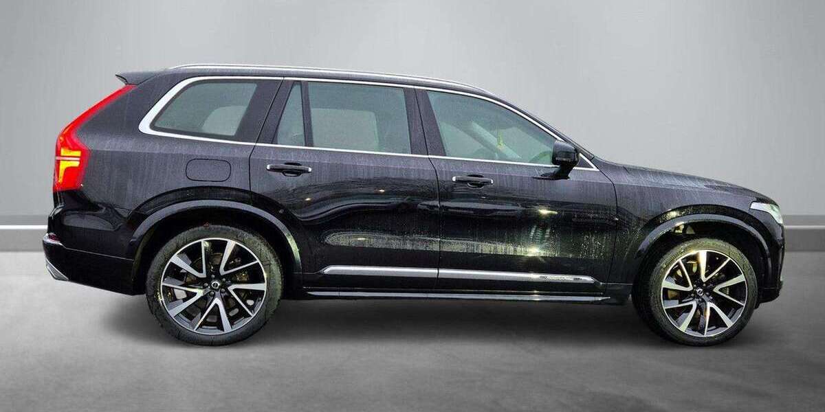 Volvo XC90 52.900 km 47.450 &euro; Stuttgart 70771