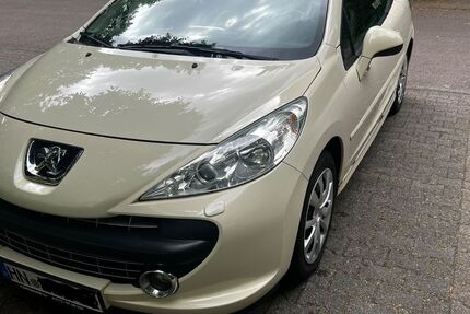 Peugeot 207 272.000 km 1.599 &euro; Heilbronn 74081