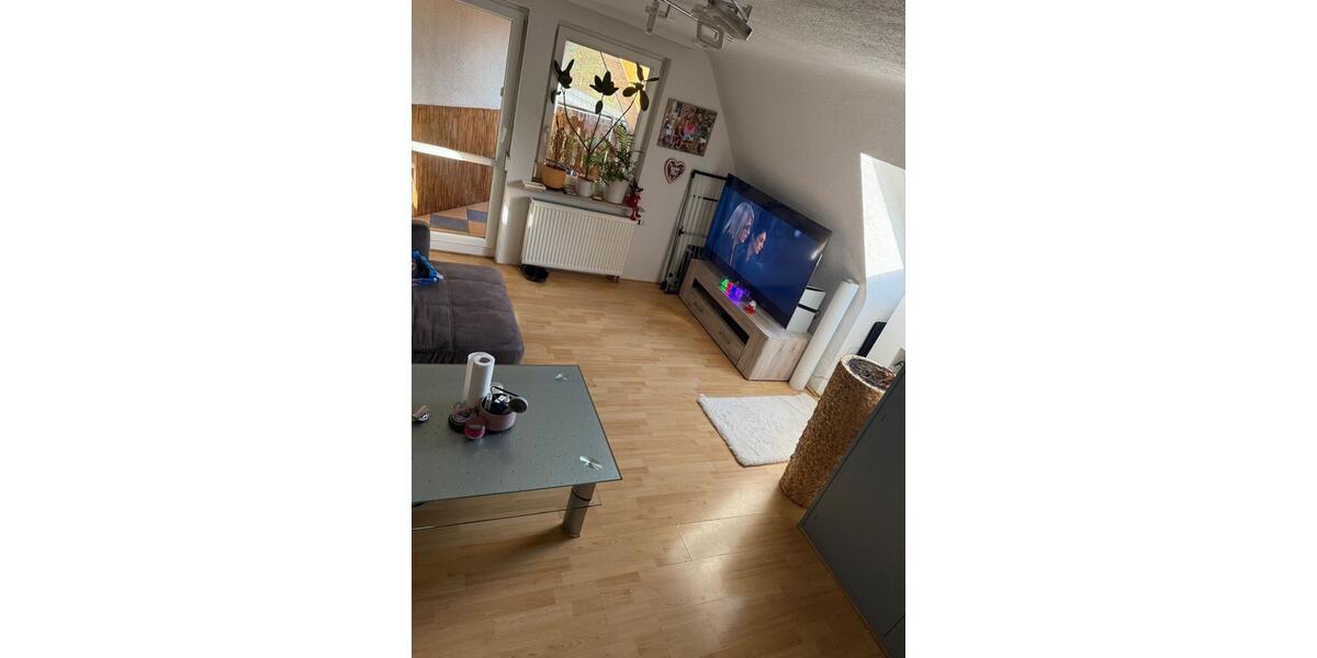 Dachgeschoßwohnung Wendlingen am Neckar - 3 Zimmer, 68 m&sup2;, 900&euro; | Angebot:25945532