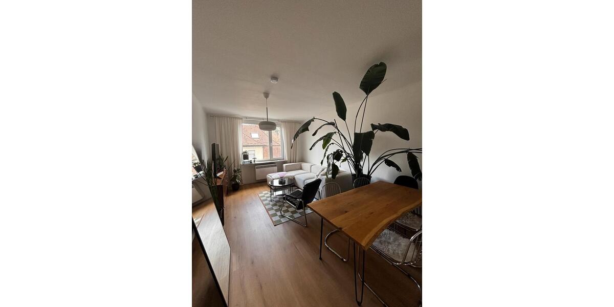 Etagenwohnung Stuttgart Stuttgart-Süd - 2 Zimmer, 70 m&sup2;, 1.385&euro; | Angebot:25896087