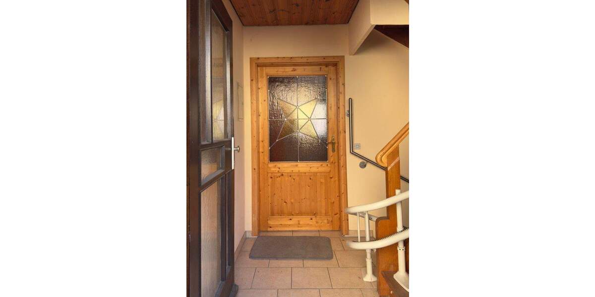 Mehrfamilienhaus, Wohnhaus Mühlacker Mühlhausen - 6 Zimmer, 148 m&sup2;, 278.500&euro; | Angebot:25695920