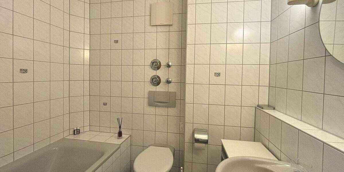 Etagenwohnung Stuttgart Hofen - 2 Zimmer, 63 m&sup2;, 249.000&euro; | Angebot:25662279
