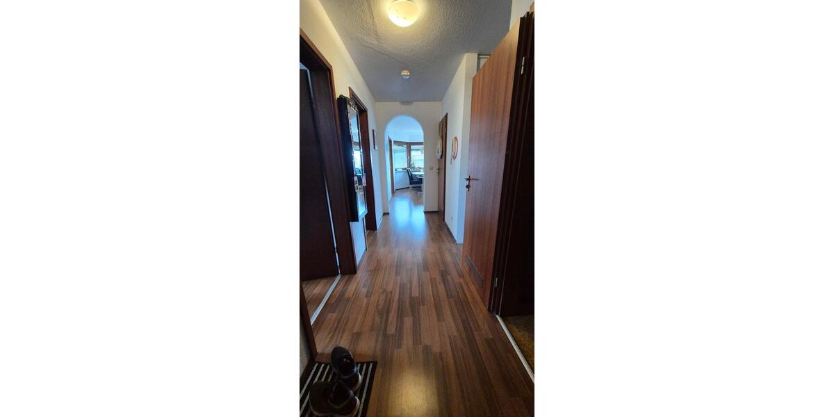 Etagenwohnung Waiblingen - 3.5 Zimmer, 84 m&sup2;, 1.050&euro; | Angebot:25919135