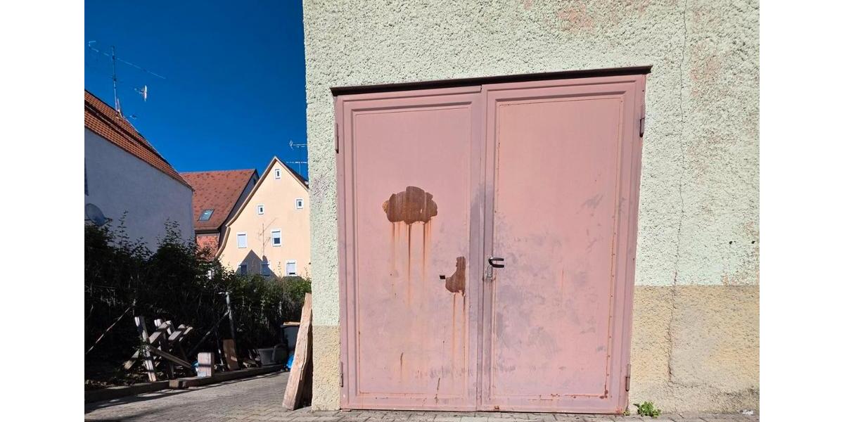 Doppelhaushälfte Lauffen am Neckar - 5 Zimmer, 160 m&sup2;, 240.000&euro; | Angebot:26889762