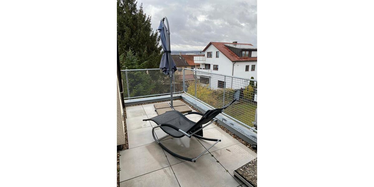 Dachgeschoßwohnung Ditzingen - 2 Zimmer, 37 m&sup2;, 1.150&euro; | Angebot:27544686