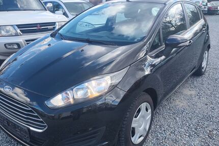 Ford Fiesta 107.925 km 4.500 &euro; weinstadt 71384