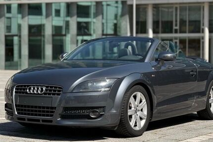 Audi TT 128.000 km 8.500 &euro; Stuttgart 70173