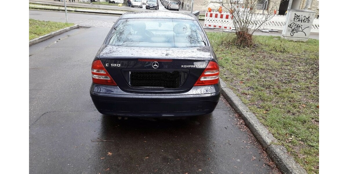 Mercedes-Benz C-Klasse 155.581 km 3.700 &euro; Böblingen 71032