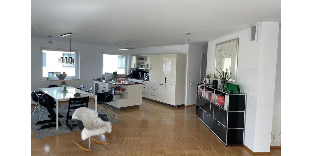 Etagenwohnung Heilbronn - 5 Zimmer, 168 m&sup2;, 1.950&euro; | Angebot:26337344