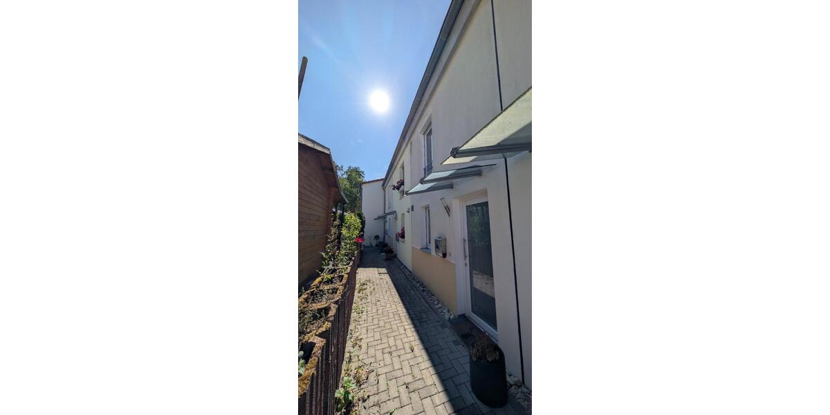 Reihenhaus Backnang - 3.5 Zimmer, 82 m&sup2;, 370.000&euro; | Angebot:27291587