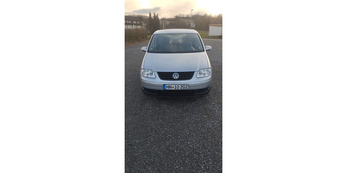 VW Touran 75.000 km 8.000 &euro; Beilstein 71717