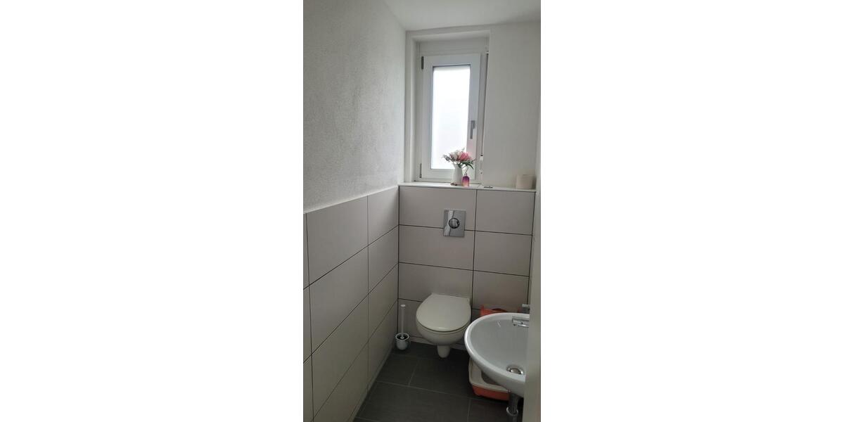 Maisonettenwohnung Sachsenheim - 4 Zimmer, 140 m&sup2;, 1.300&euro; | Angebot:26124261