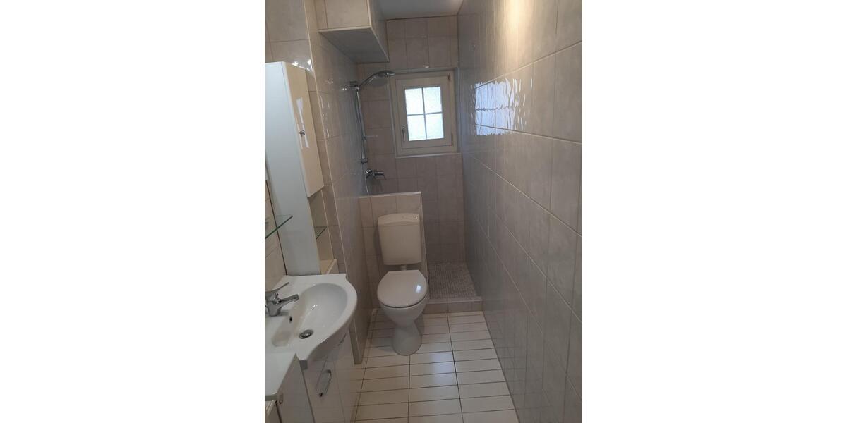 Hochparterre Stuttgart Degerloch - 2 Zimmer, 45 m&sup2;, 850&euro; | Angebot:25569315