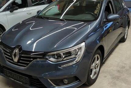 Renault Megane 128.976 km 9.900 &euro; Weinstadt 71384