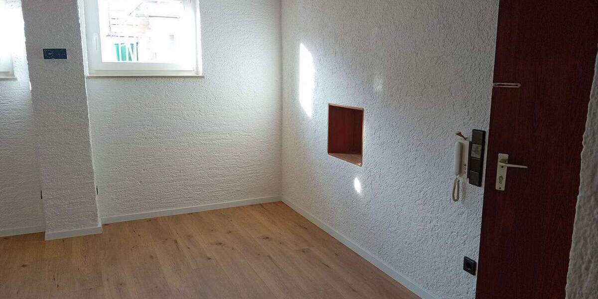 Gewerbeobjekt Schorndorf - 3 Zimmer, 50 m&sup2;, 390&euro; | Angebot:25970036