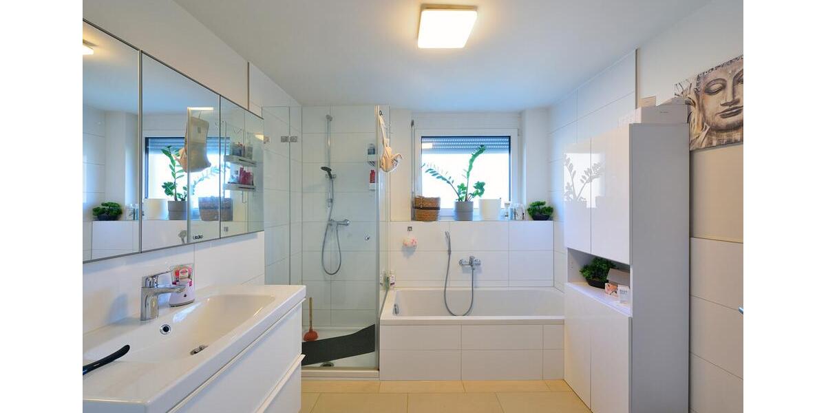 Reihenhaus Markgröningen - 5 Zimmer, 133 m&sup2;, 1.800&euro; | Angebot:25632777