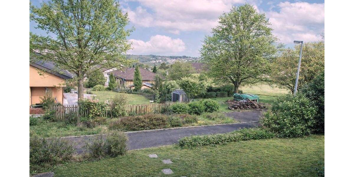 Bungalow Mühlacker Dürrmenz - 6 Zimmer, 162 m&sup2;, 549.000&euro; | Angebot:25970276