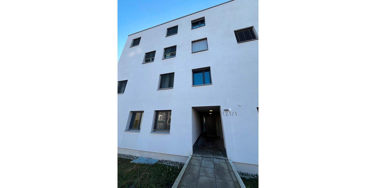 Erdgeschoßwohnung Kornwestheim - 4 Zimmer, 95 m&sup2;, 1.381&euro; | Angebot:24755000