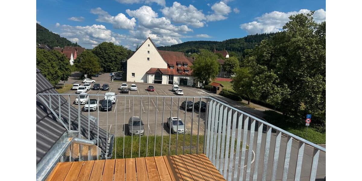 Dachgeschoßwohnung Murrhardt - 2.5 Zimmer, 51 m&sup2;, 930&euro; | Angebot:27542517