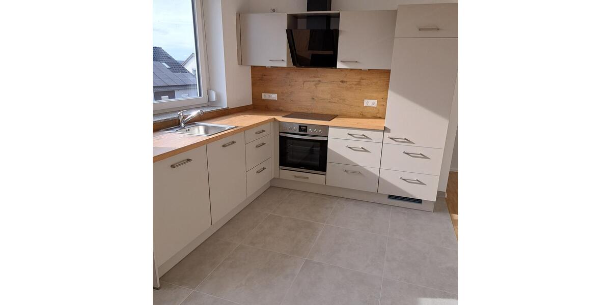 Dachgeschoßwohnung Ditzingen - 2 Zimmer, 69 m&sup2;, 1.100&euro; | Angebot:27570546