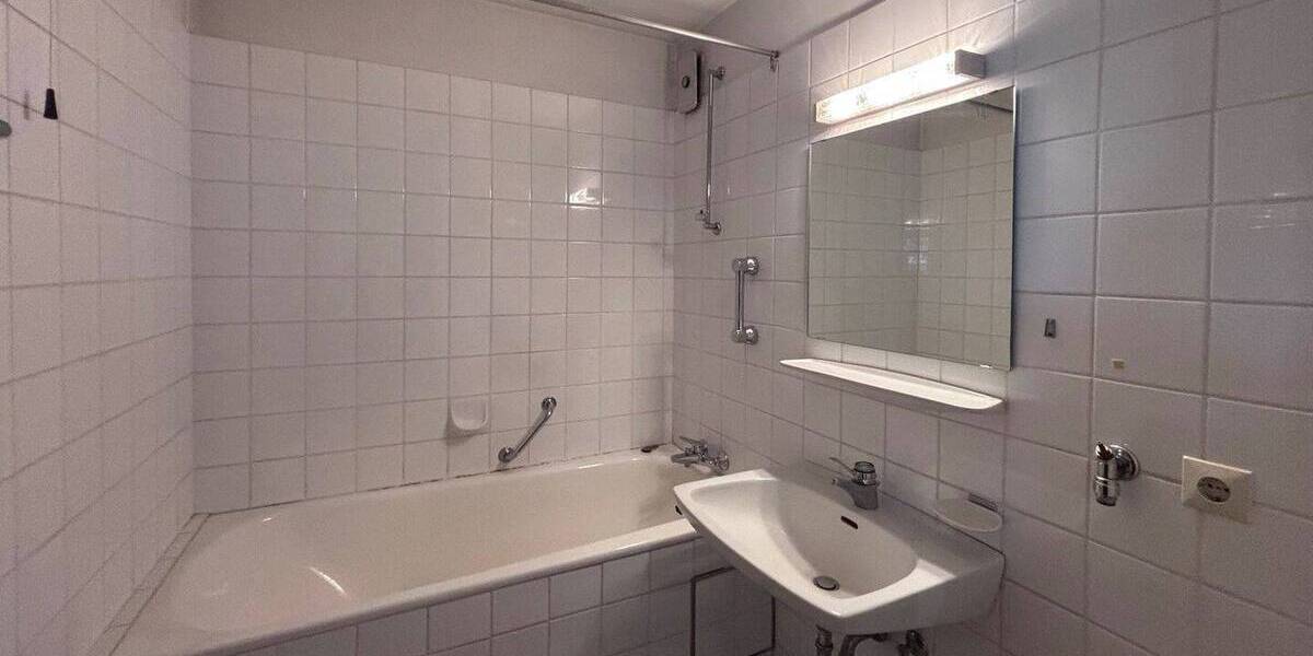 Etagenwohnung Esslingen Zell - 2 Zimmer, 60 m&sup2;, 185.000&euro; | Angebot:26891460