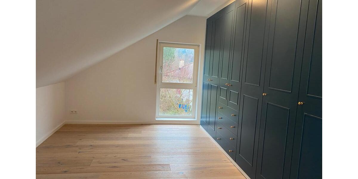 Maisonettenwohnung Stuttgart Hedelfingen - 4 Zimmer, 116 m&sup2;, 1.690&euro; | Angebot:25319657