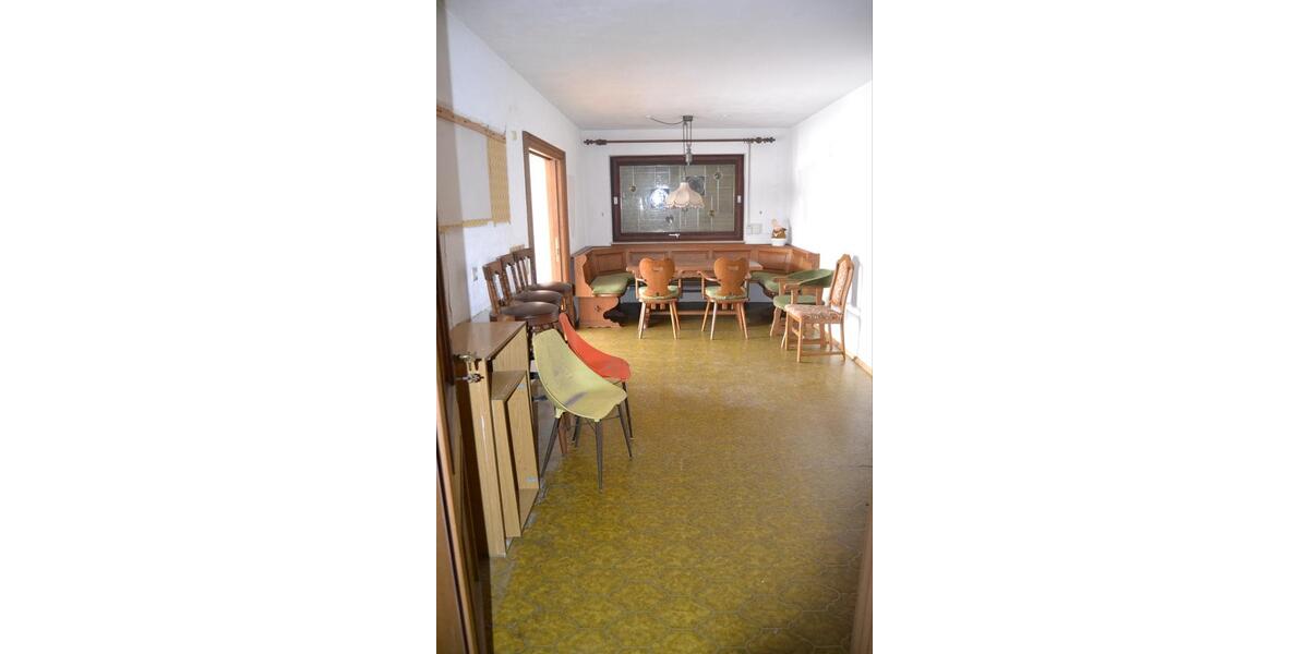 Mehrfamilienhaus, Wohnhaus Remshalden - 6 Zimmer, 260 m&sup2;, 900.000&euro; | Angebot:27194792