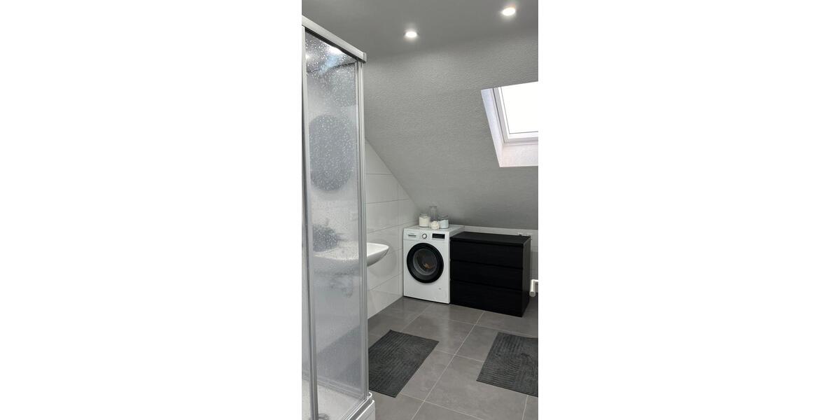Dachgeschoßwohnung Heilbronn Böckingen - 2.5 Zimmer, 50 m&sup2;, 1.000&euro; | Angebot:27577615