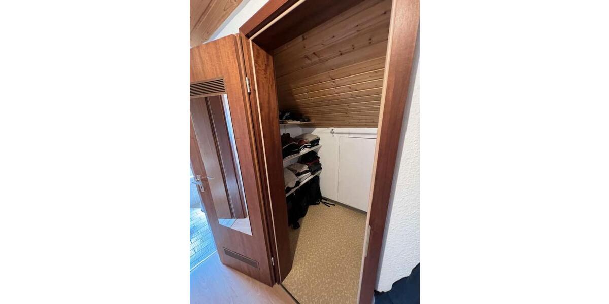 Dachgeschoßwohnung Stuttgart Stuttgart-Mitte - 1.5 Zimmer, 34 m&sup2;, 750&euro; | Angebot:25590305