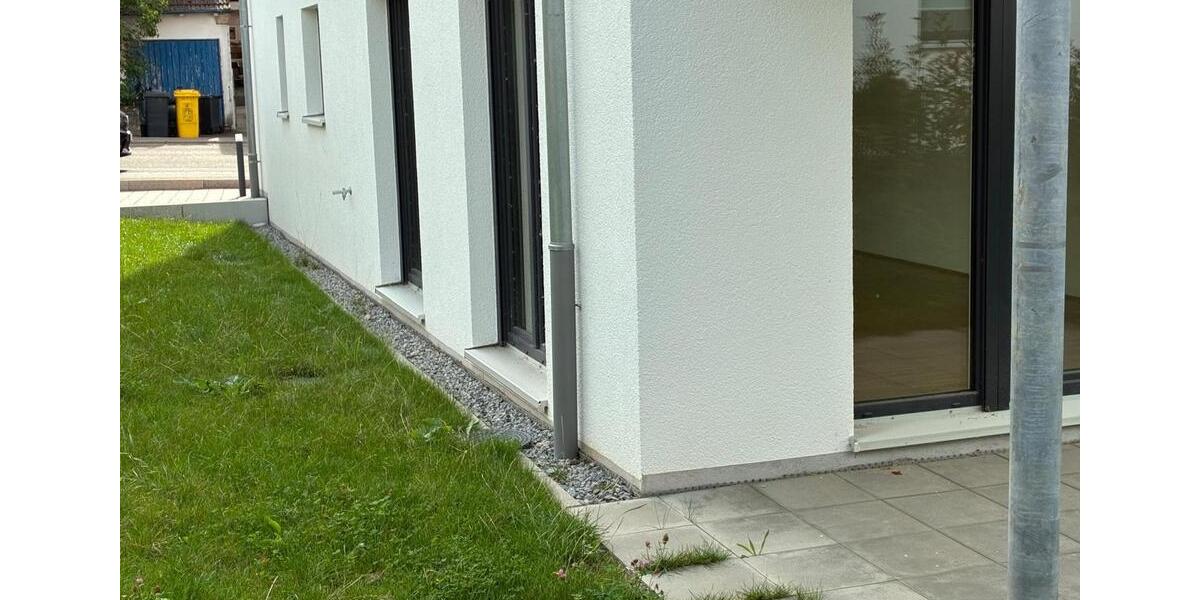 Erdgeschoßwohnung Winnenden - 2 Zimmer, 64 m&sup2;, 1.180&euro; | Angebot:27553692