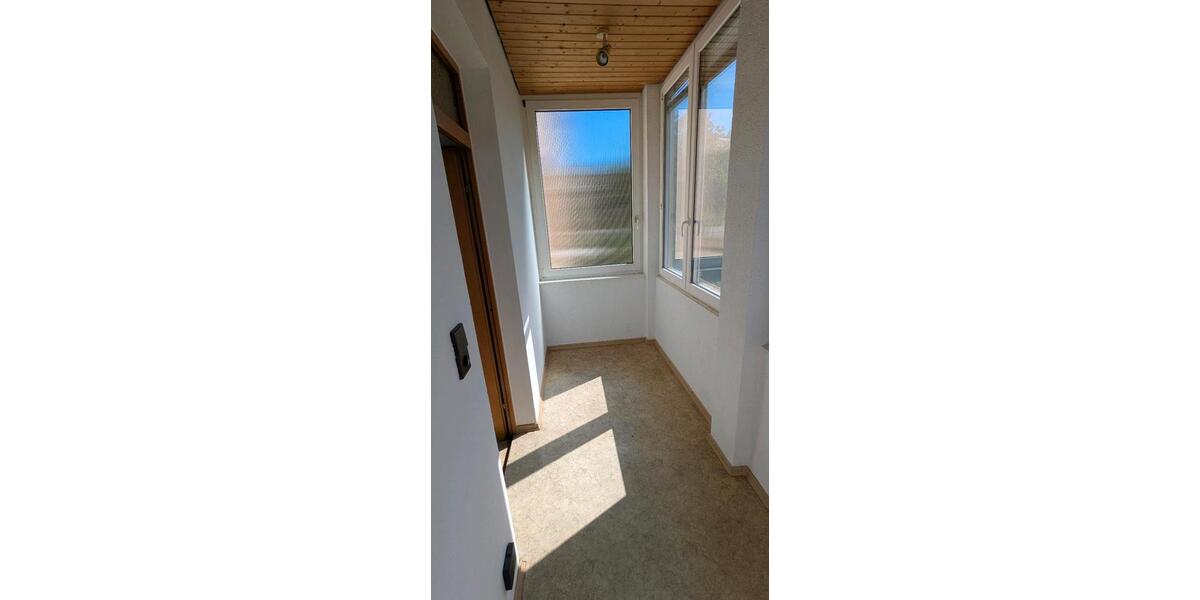 Etagenwohnung Stuttgart Hedelfingen - 4 Zimmer, 100 m&sup2;, 1.300&euro; | Angebot:27534757